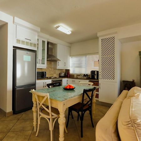 Atlantic Waterfront Cottage D3, 4 Bedroom, Sea View Swakopmund Exterior photo