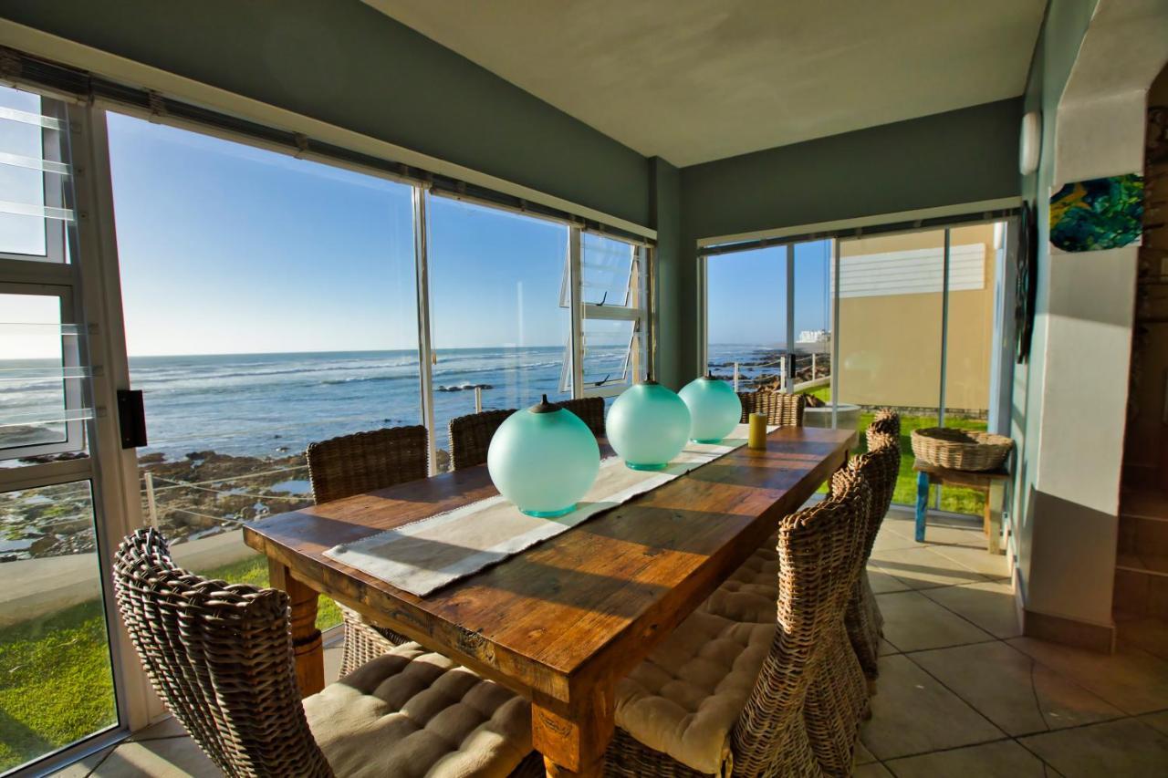 Atlantic Waterfront Cottage D3, 4 Bedroom, Sea View Swakopmund Exterior photo