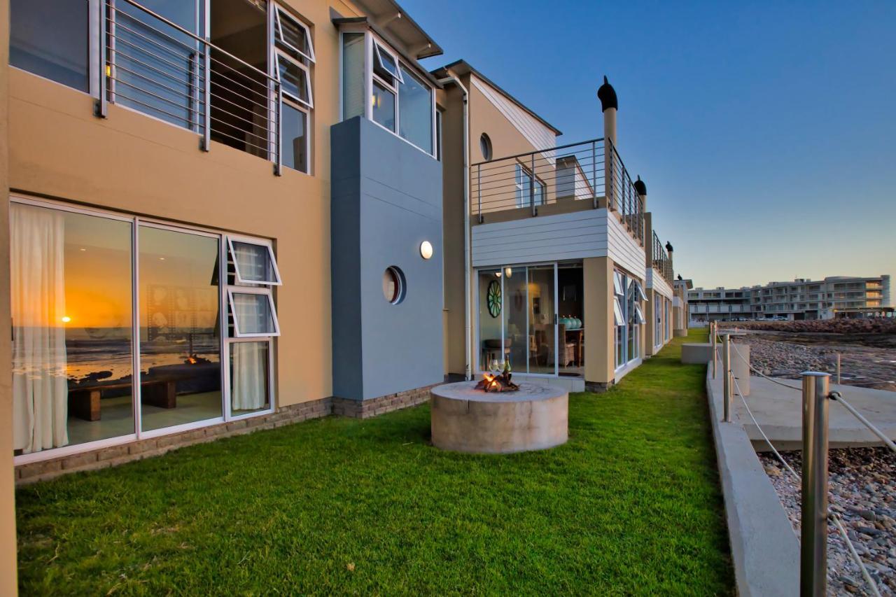 Atlantic Waterfront Cottage D3, 4 Bedroom, Sea View Swakopmund Exterior photo